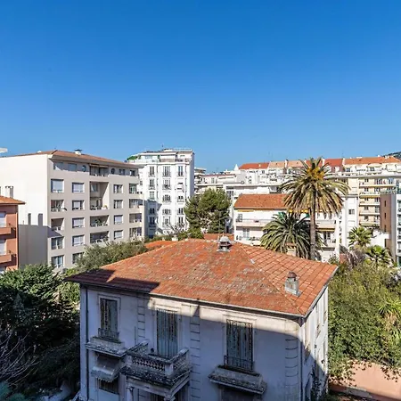 Διαμέρισμα Magnificent Studio In The Center Of Terrace - 30m2